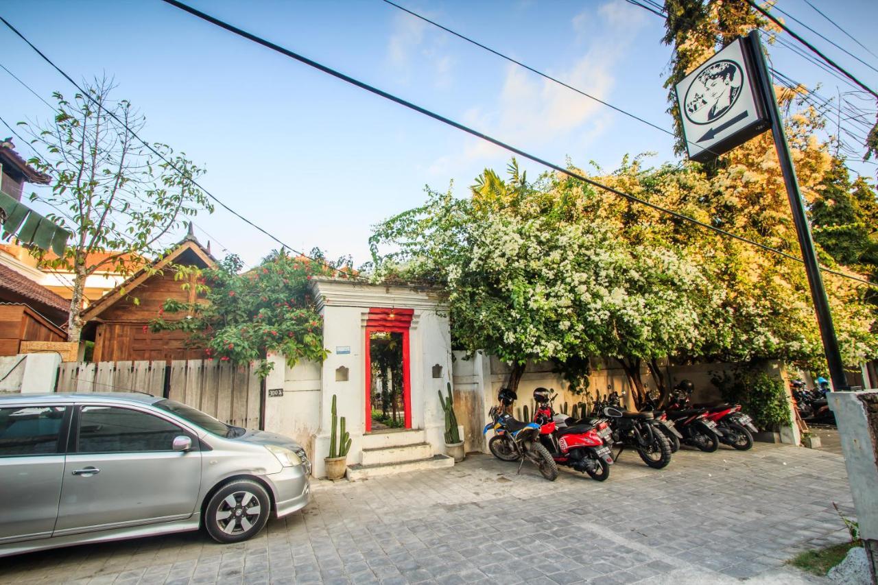Bening Hut And Spa سمينياك المظهر الخارجي الصورة
